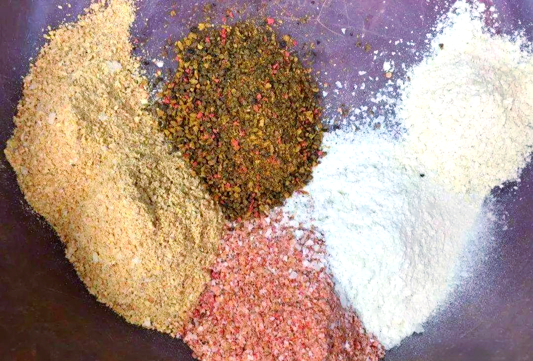 初春钓鲤鱼商品饵料(初春钓鲤鱼用什么小药)