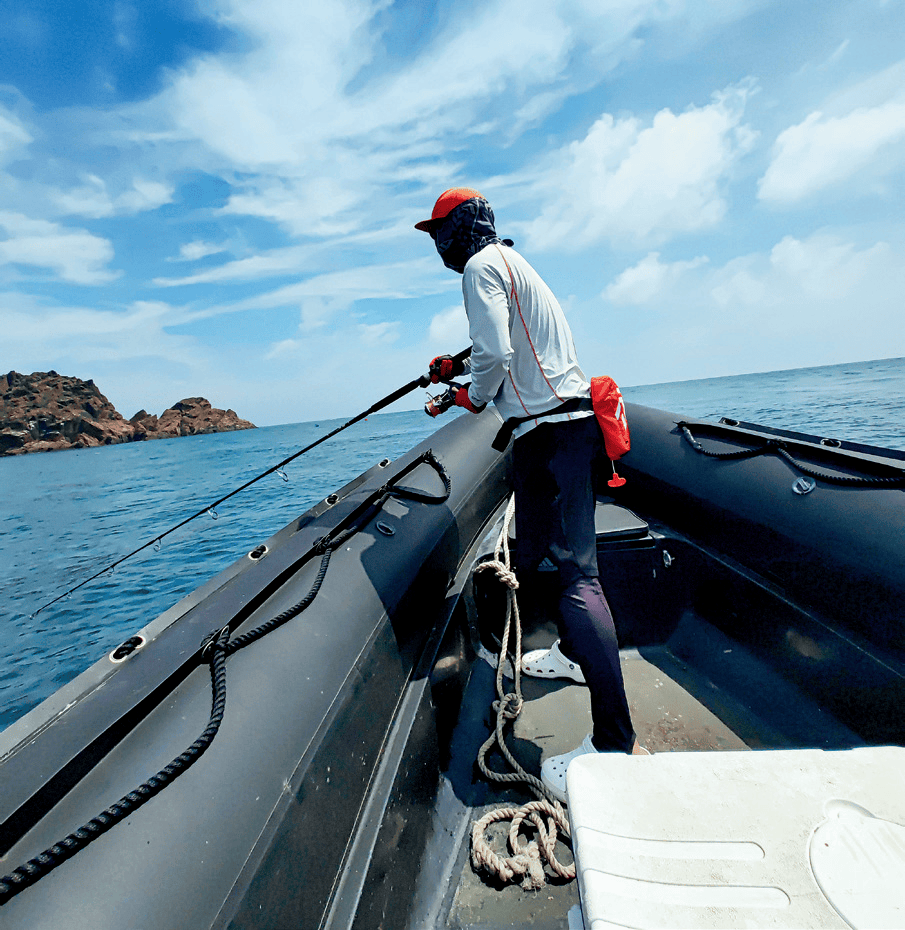 海钓鱼钓人视频(海钓鱼视频野钓实战大鱼)