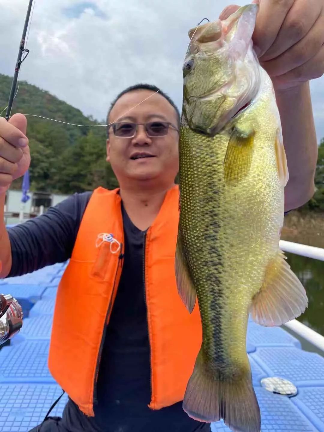 超越路亚接待(路亚远投100米)