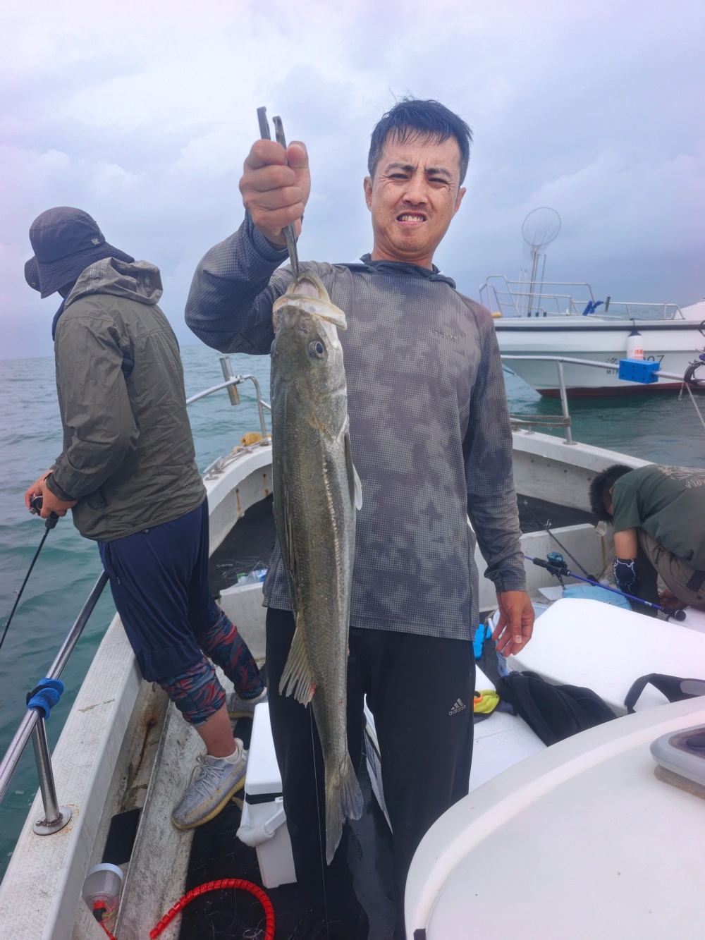 东营渤海钓鱼(东营渤海湾在哪)