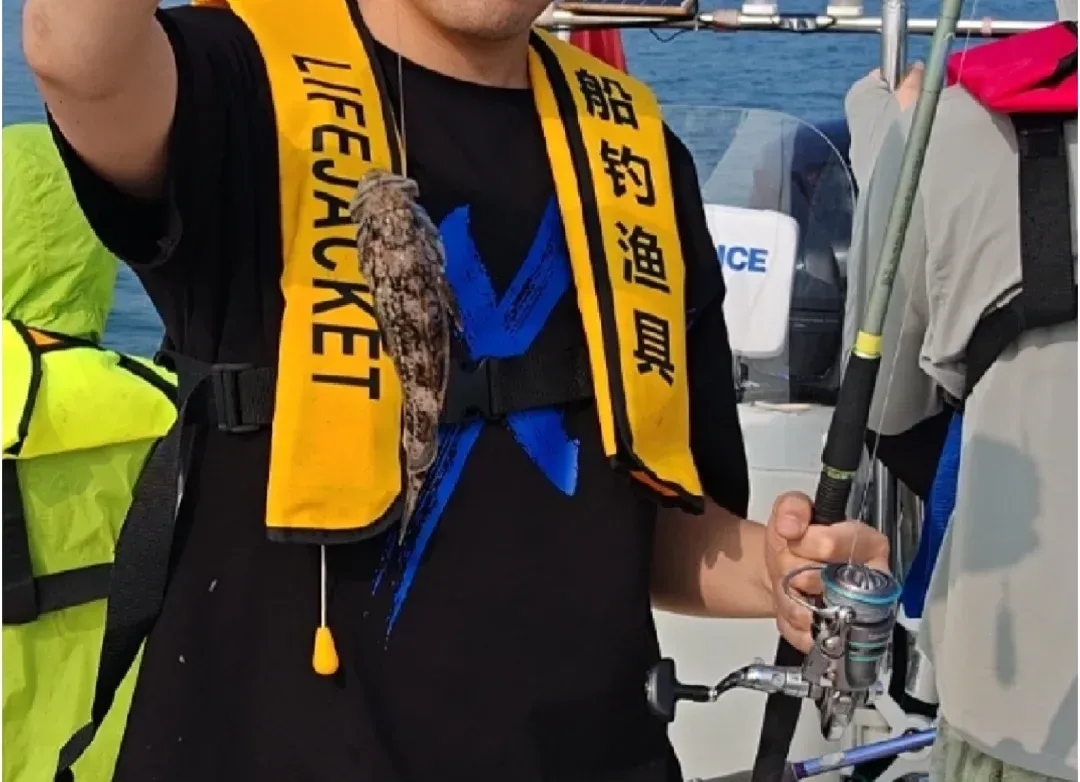 晚上海钓(晚上海钓子线红色有影响)