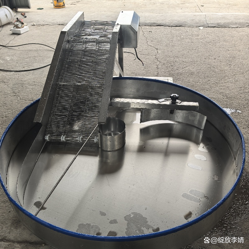 糠饼饵料制作机(糠饼饵料制作机械) 糠饼饵料制作机(糠饼饵料制作机械)