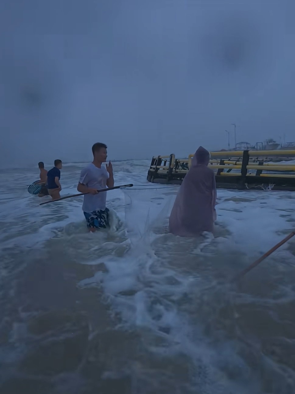 海钓风浪大(大风大浪海钓) 海钓风浪大(大风大浪海钓)