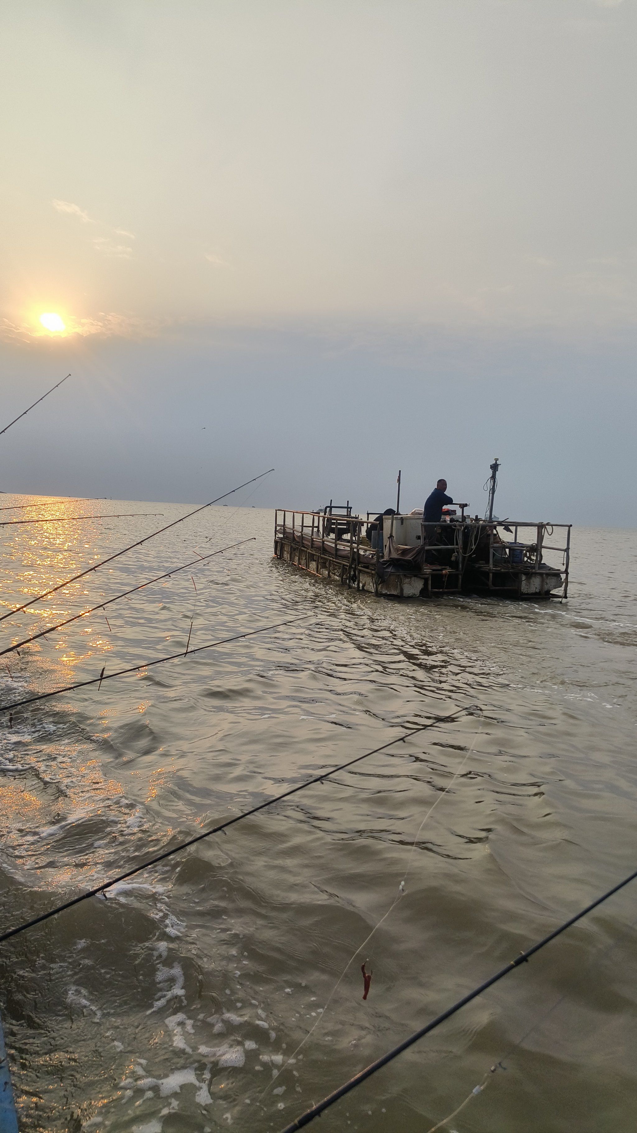 惠州港口出发海钓(惠州出海钓鱼包船的价格)
