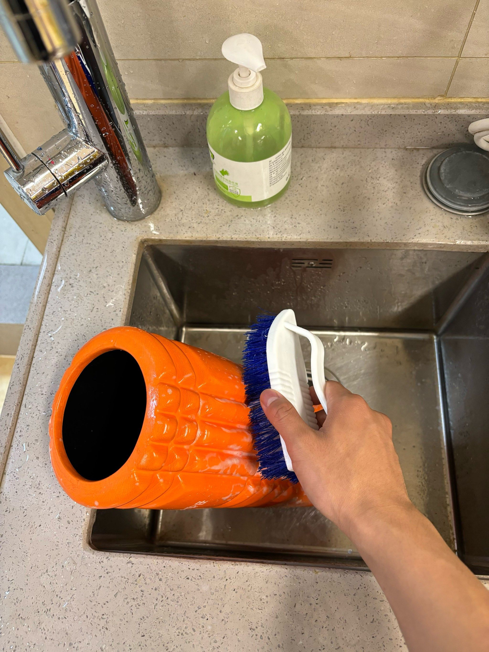 自己刷一个渔具(一套钓鱼工具要多少钱)