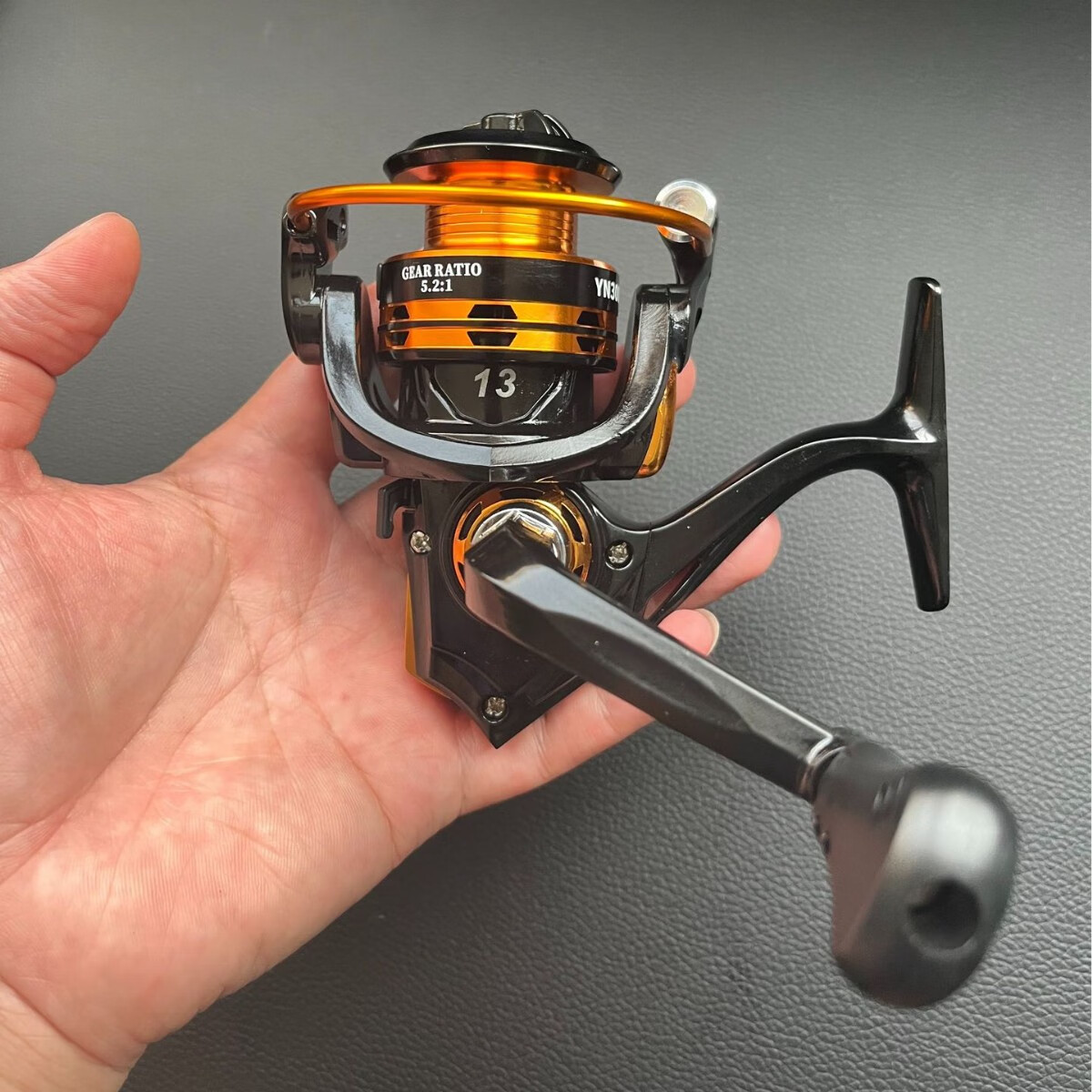 海钓轮轴承什么意思(海钓鱼轮多少轴承的好)