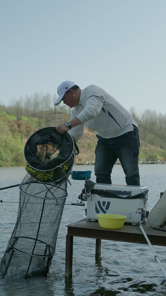 水库手杆钓翘嘴技巧(水库手杆钓翘嘴技巧图解)
