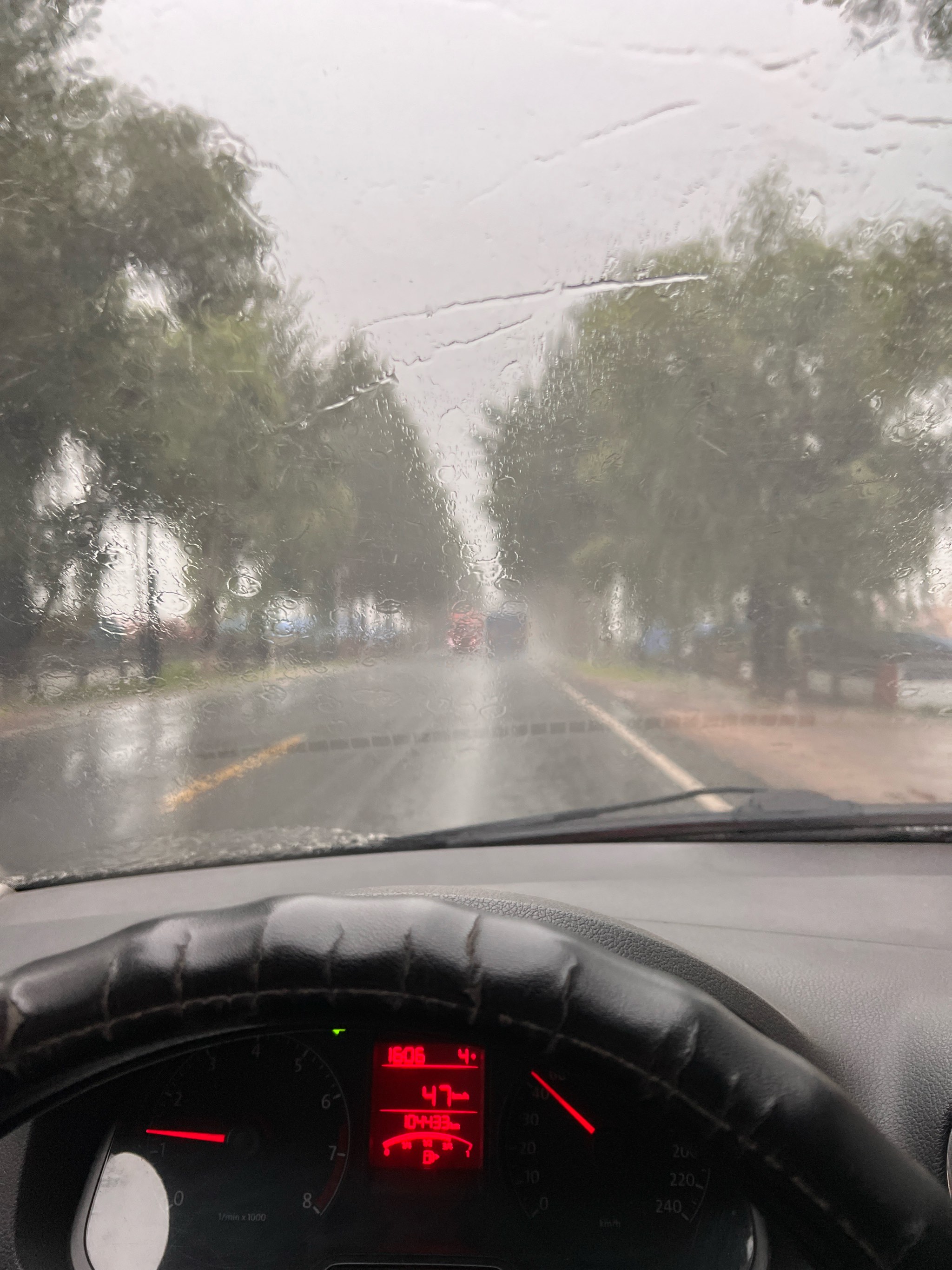 降温雨天路亚(下雨降温可以路亚翘嘴吗)