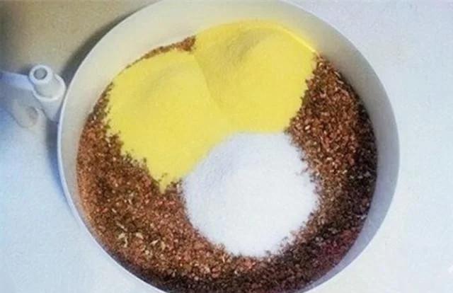 夏天用玉米还是饵料(夏天钓鱼用玉米还是蚯蚓) 夏天用玉米还是饵料(夏天钓鱼用玉米还是蚯蚓)