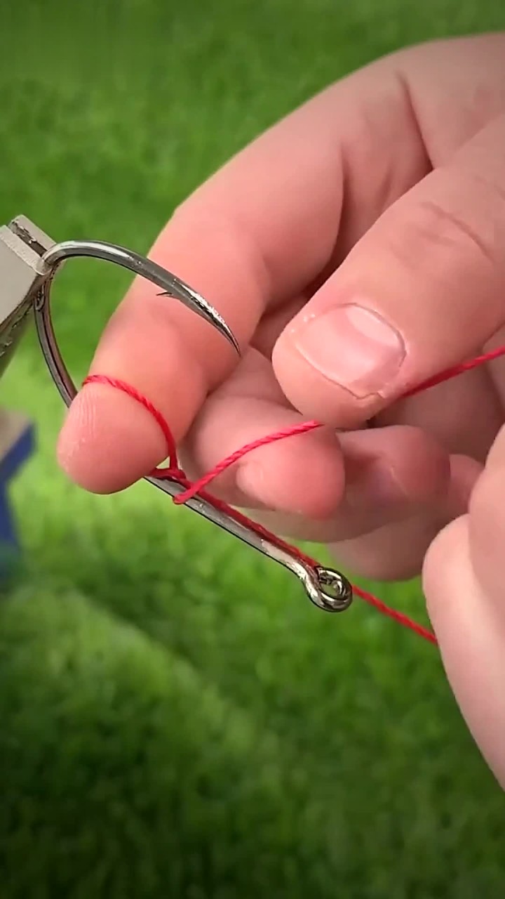 海钓鱼钩如何挂饵(海钓鱼钩的绑法图解)