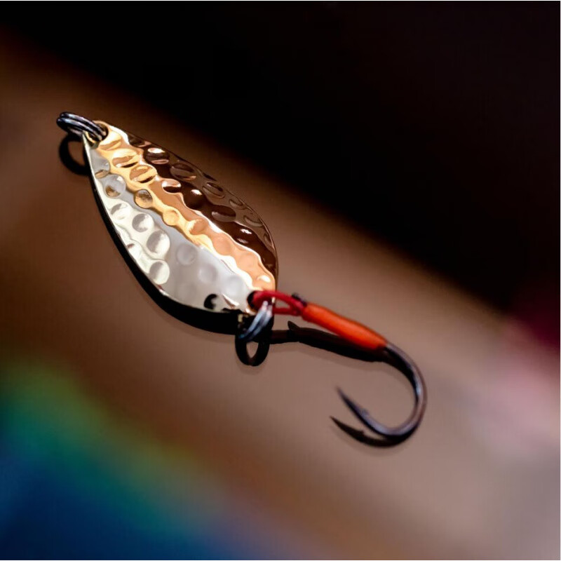 路亚邦亮片(路亚亮片怎么用)