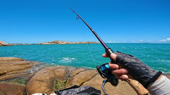 台湾重型远投海钓(台湾钓鱼船远洋作业视频)