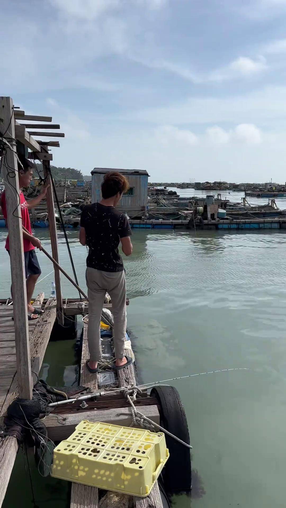陵水岸边海钓(陵水哪里的海边可以钓鱼)