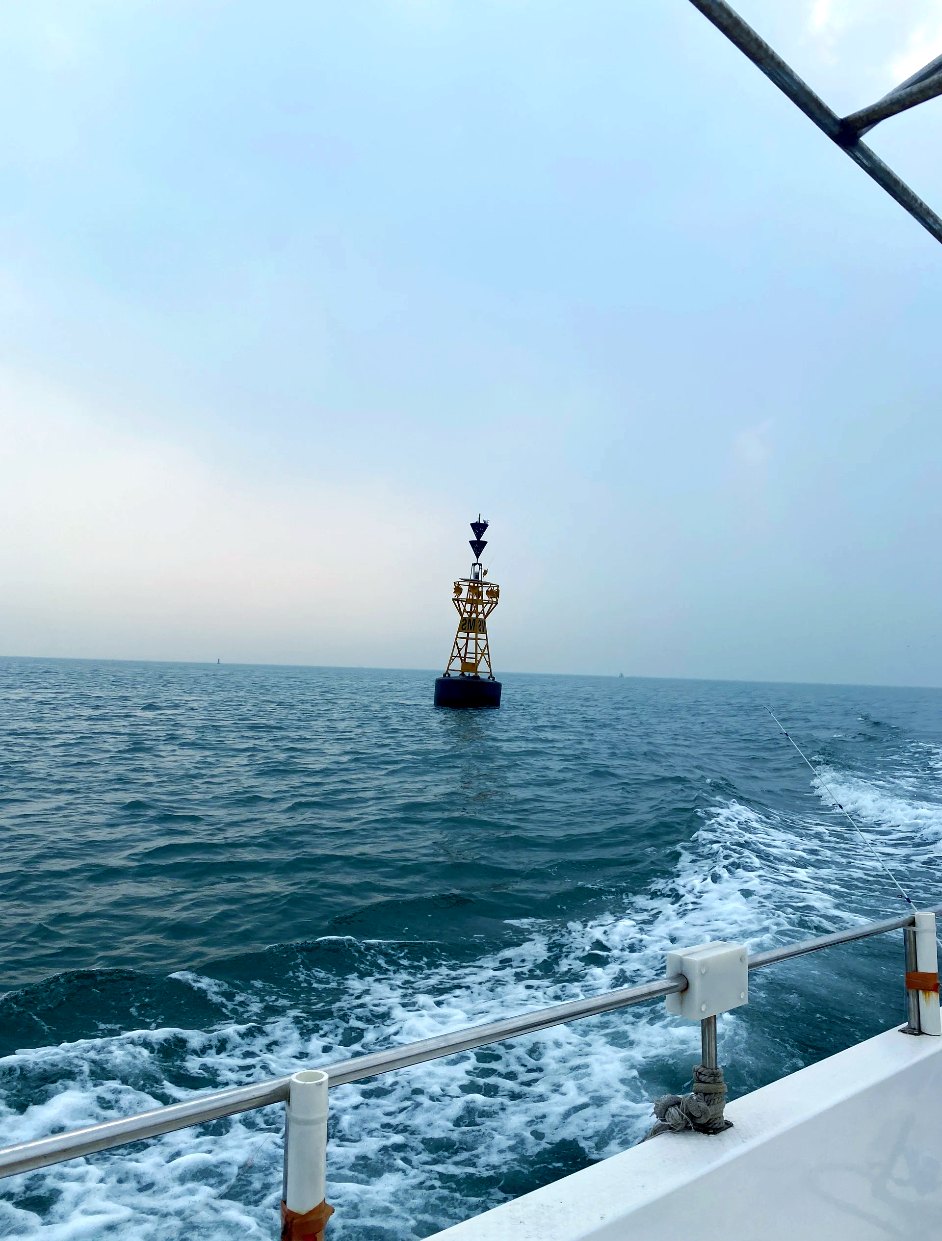 青岛女岛海钓(青岛出海钓鱼)