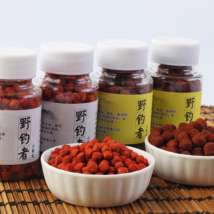 鲫鱼鲤鱼草鱼饵料(鲫鱼鲤鱼草鱼饵料配方)