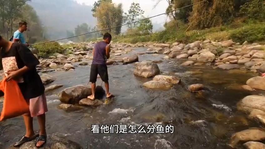 电瓶电鱼技巧(用电瓶怎么电鱼方法?)