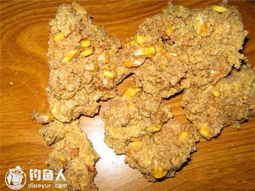 剩下的饵料怎么用(用剩下的饵料可以继续钓吗)