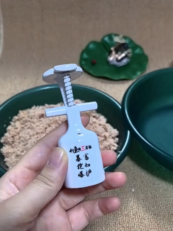 饵料太粘手怎么办(饵料太粘手是什么原因)