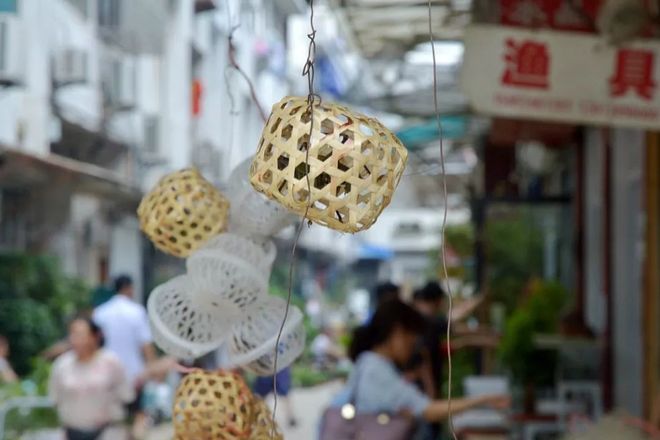 南京金陵渔具商行(南京金陵和南京晓庄哪个好)
