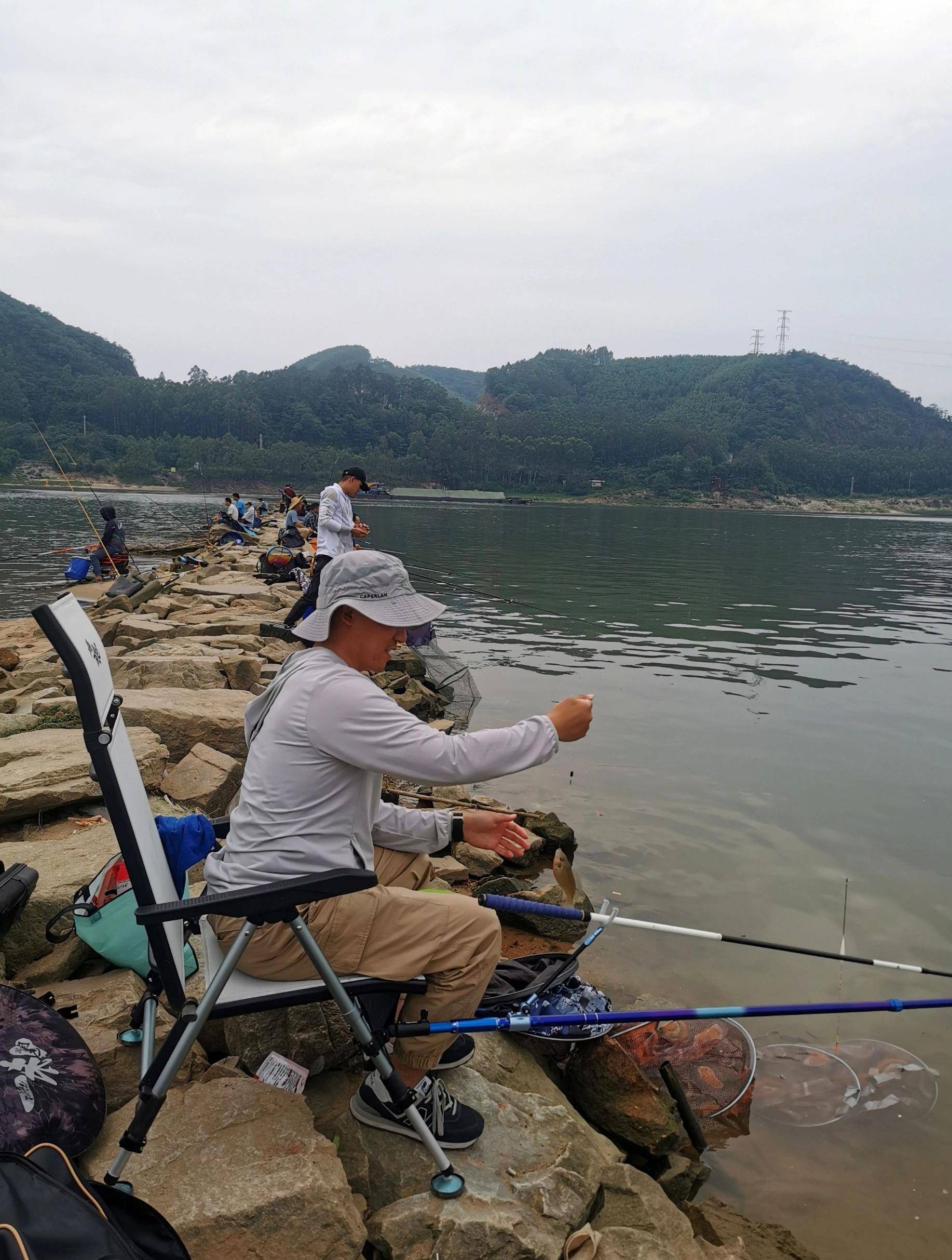 冬季台钓野钓技巧(冬季台钓用什么饵料)