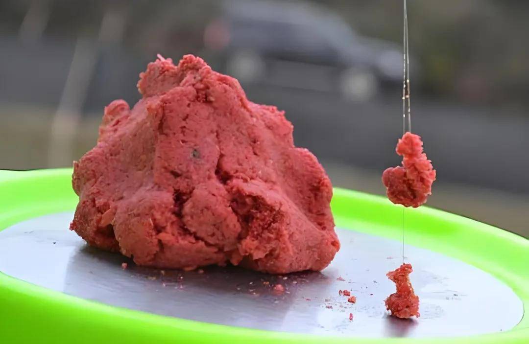 饵料怎么和好拉饵(拉饵怎么配比)