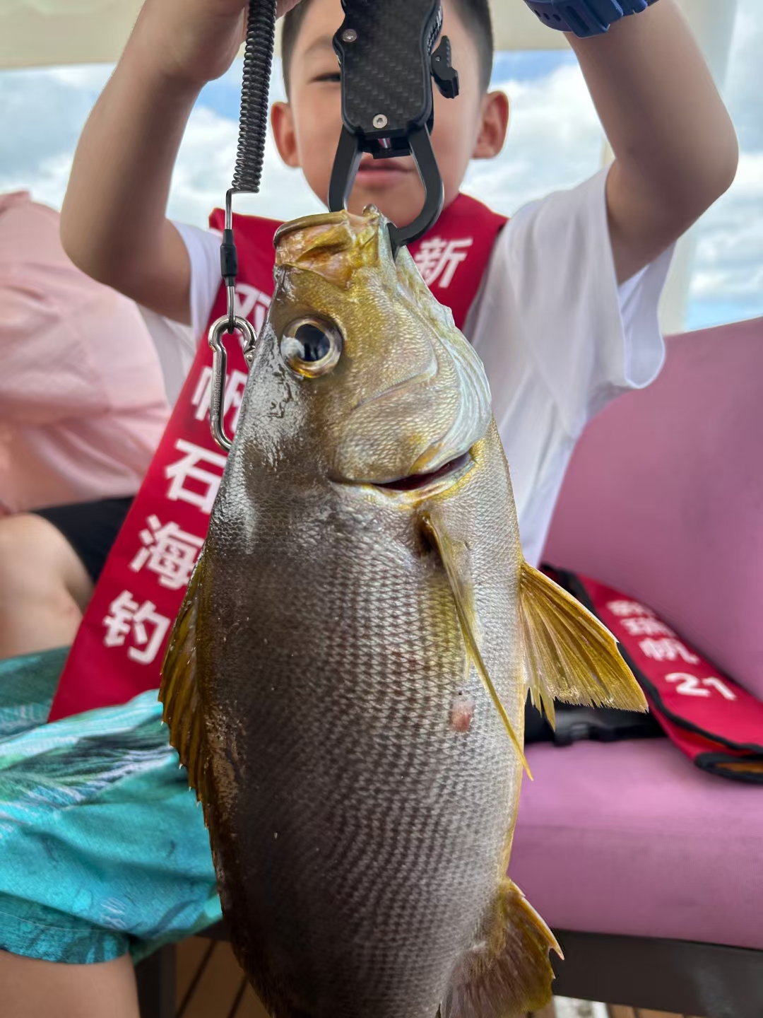 海钓石头舍弃(海钓石头舍弃了怎么办)