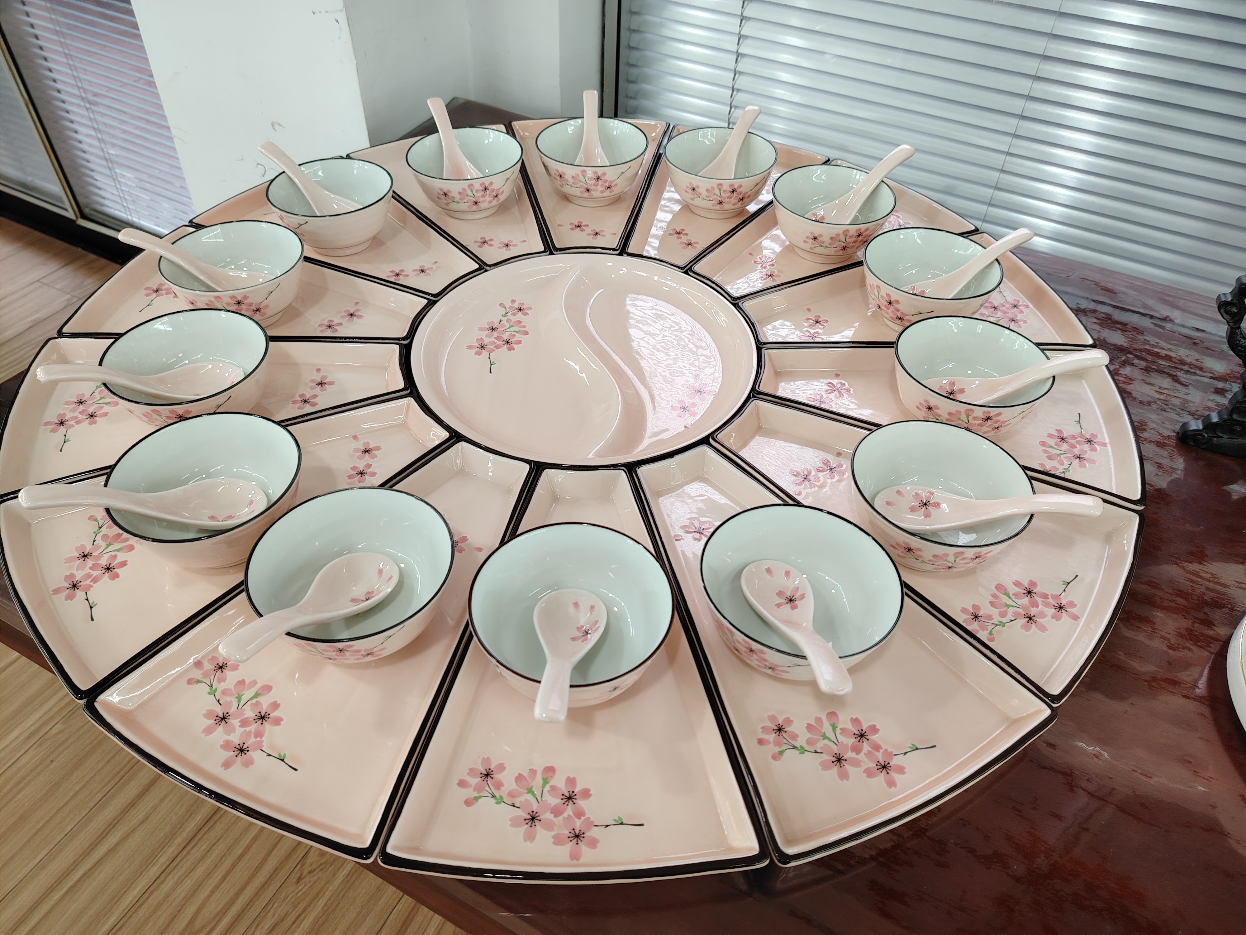 容县渔具店(南宁最大的渔具店)