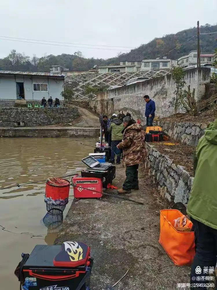 镇宁哪有渔具(鱼具渔具钓鱼用品批发市场在哪里)