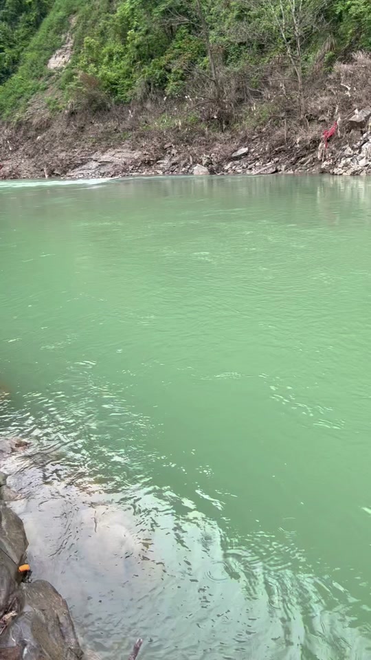 大坝激流路亚(电影大坝) 大坝激流路亚(电影大坝)