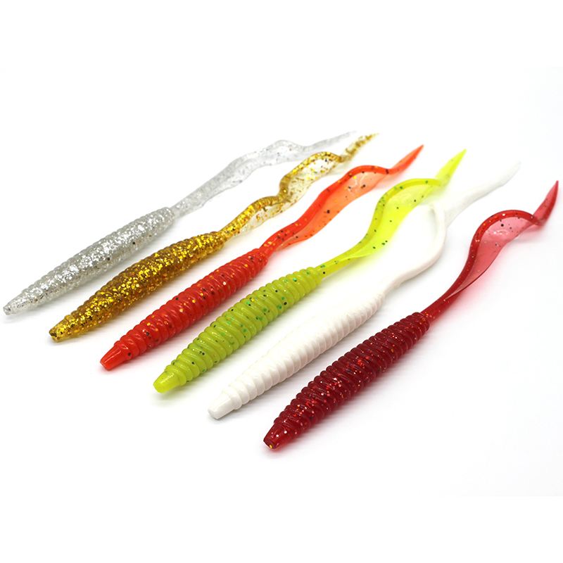 路亚卷尾虫(路亚卷尾蛆钓鱼视频)