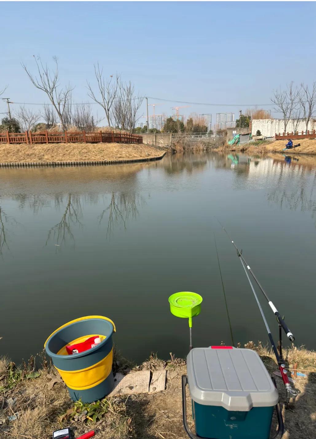 室内大棚钓鱼技巧(大棚钓鱼饵料配方)