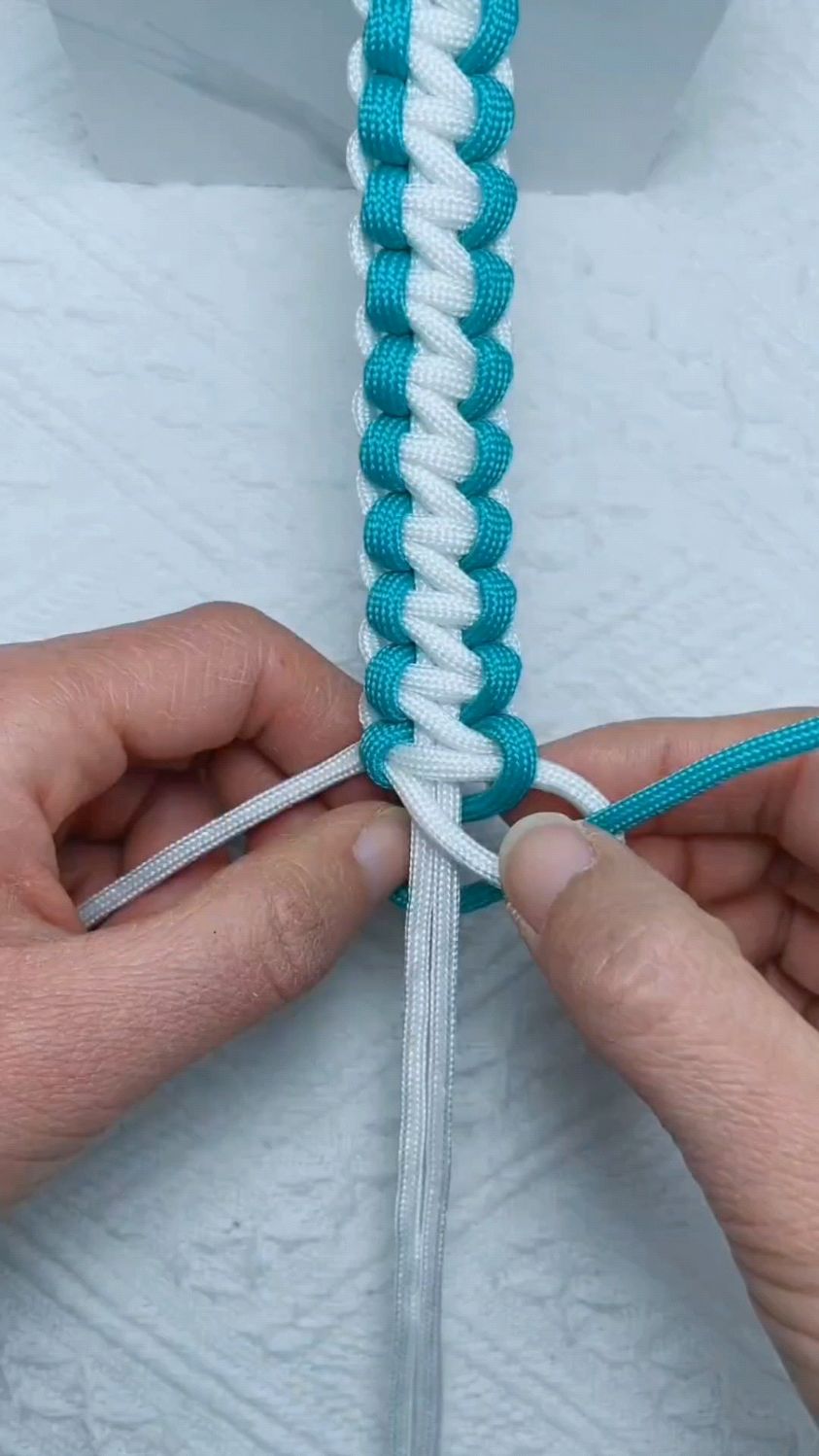 快速打结技巧(最快的打结方法如下) 快速打结技巧(最快的打结方法如下)