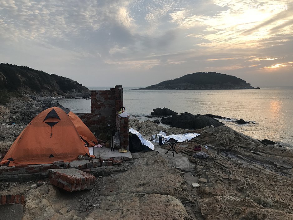 青岛海钓露营烧烤(青岛海边野钓地点) 青岛海钓露营烧烤(青岛海边野钓地点)