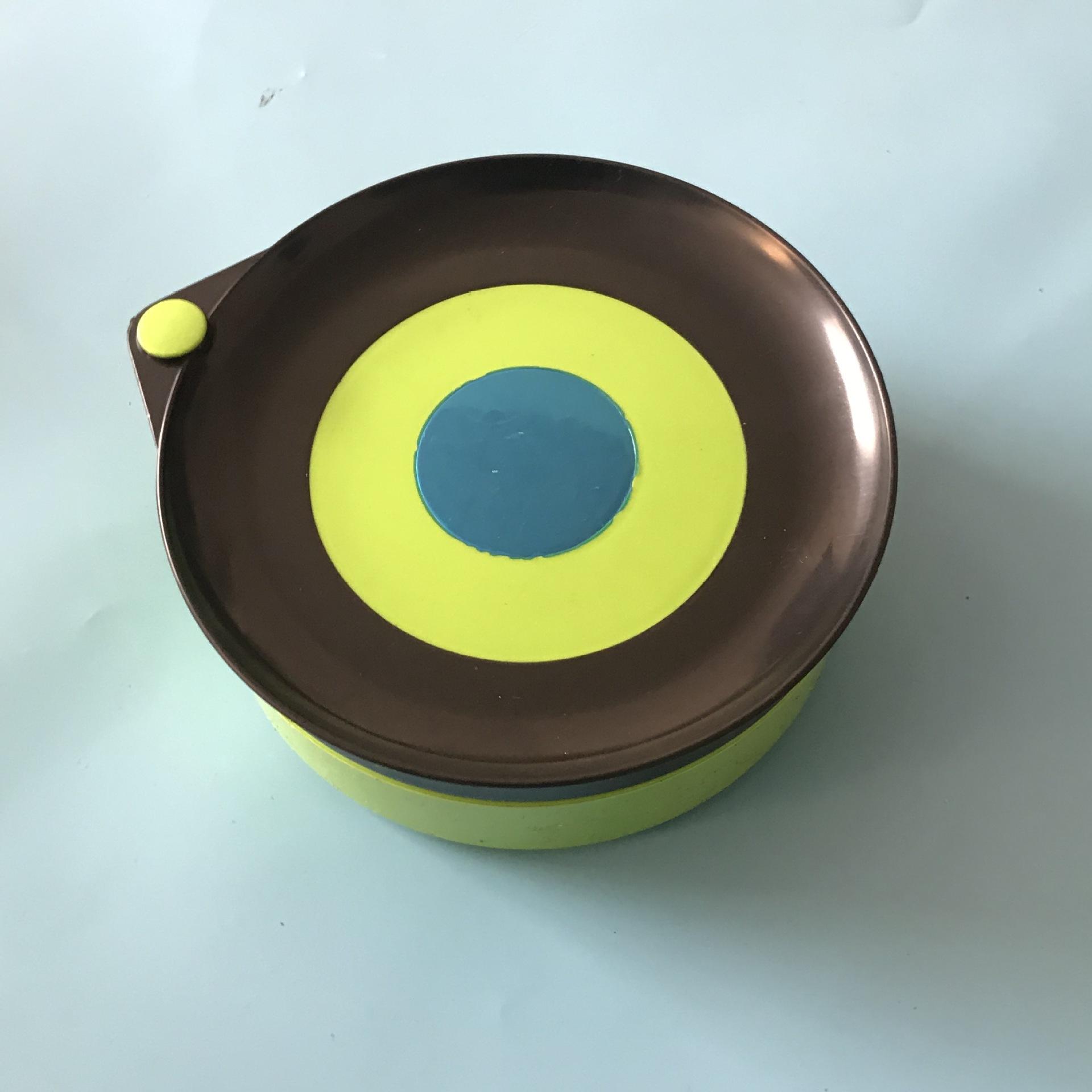 渔具里面有个盘盘(鱼盘下面为啥有条棱)