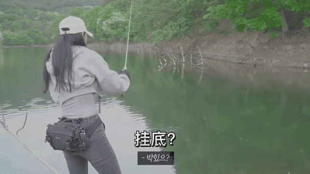 寒露夜钓鱼技巧(寒露夜钓鲤鱼水深多少合适)