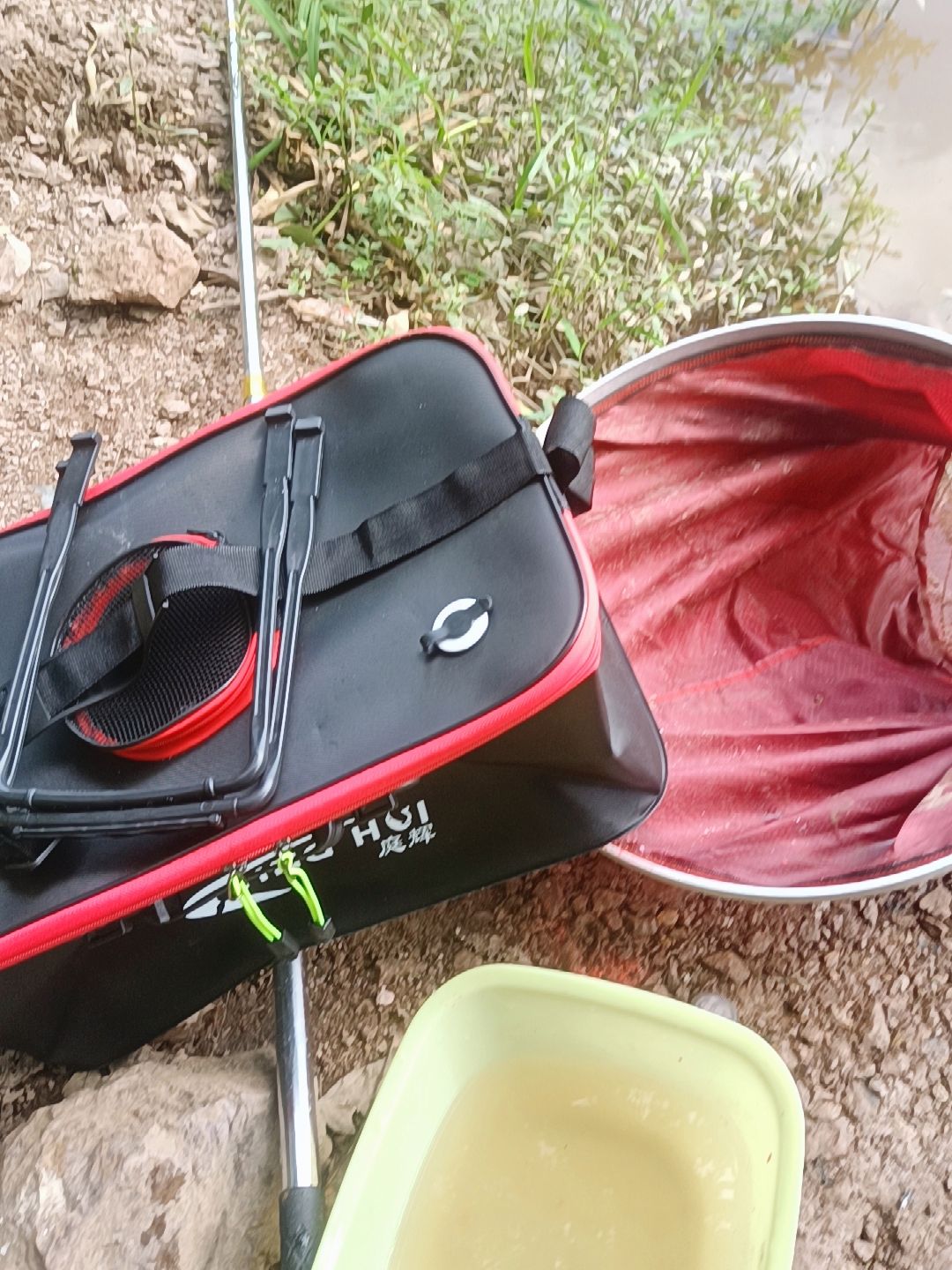 冬天渔具店做什么(冬天渔具店生意好吗)