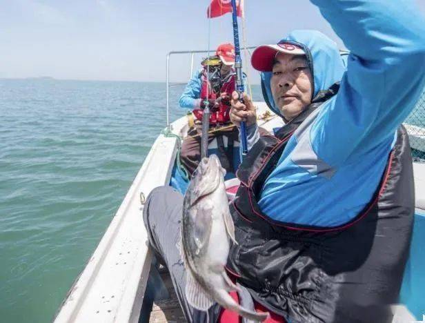 冬天海钓最佳时间(冬季海钓什么时候适合钓鱼)